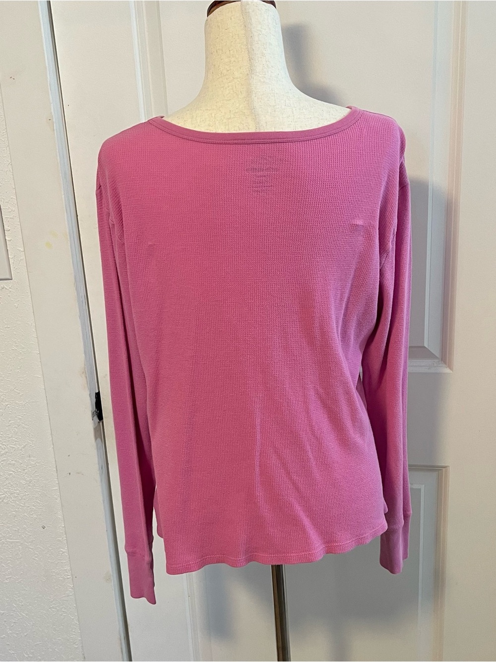 VNTG Y2K Old Navy 100% Cotton Peace Sign Thermal Long Sleeve Top Lizzie McGuire - Picture 3 of 6